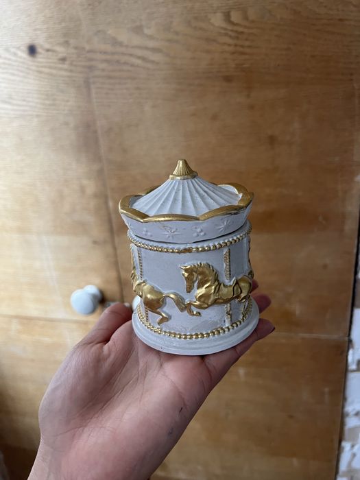 Продам бонбоньерки из гипса