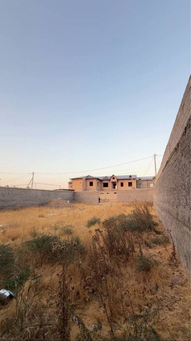 Yer sotiladi 5 sotix Qizg’aldoq maxalla 2-kv