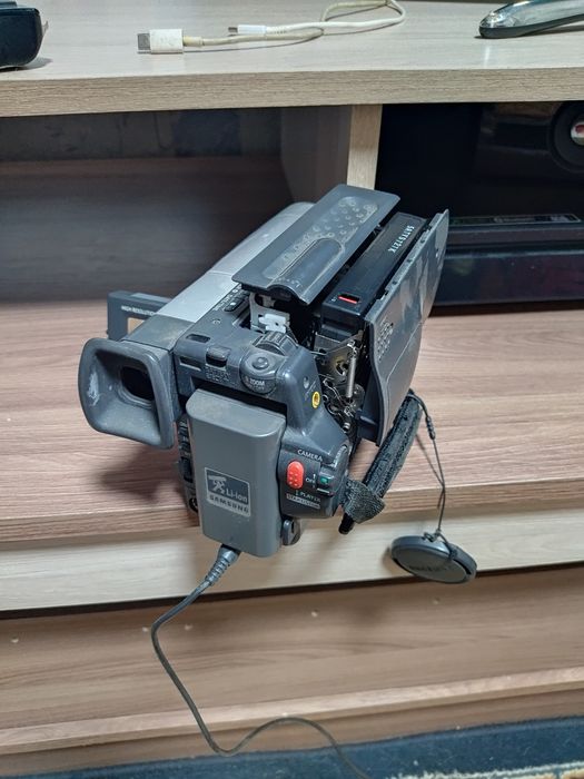 Видеокамера Samsung