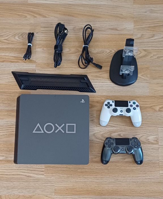 Ps 4 slim 1T+2 manete,ediție limitată