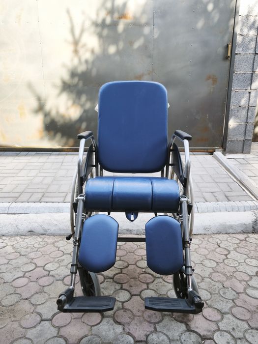 Коляска инвалидный