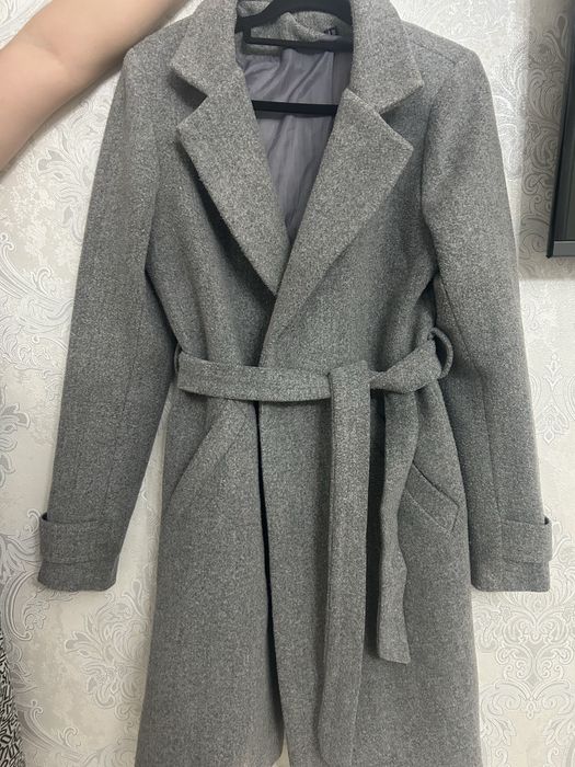 Пальто женское 46 размер