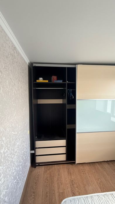 Отдам бесплатно шкаф-купе