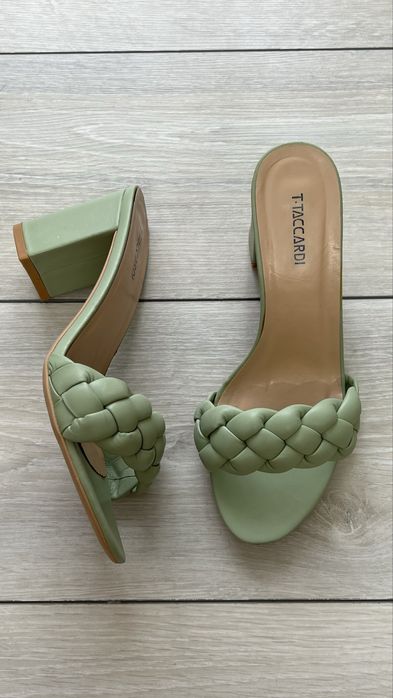 Босоножки размер 37