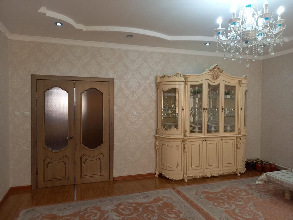 Үй сатылады коммунизм