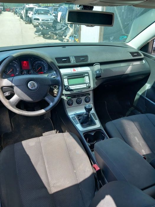 Dezmembrari VW Passat B6 1.9 TDI / Cod Motor BLS