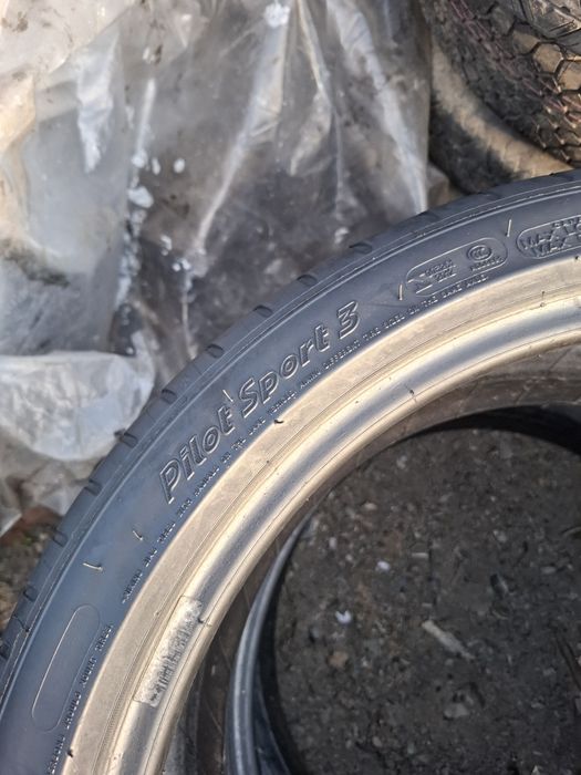 Vand 2 anvelope 225 40 18 michelin de vara bune dot 2020