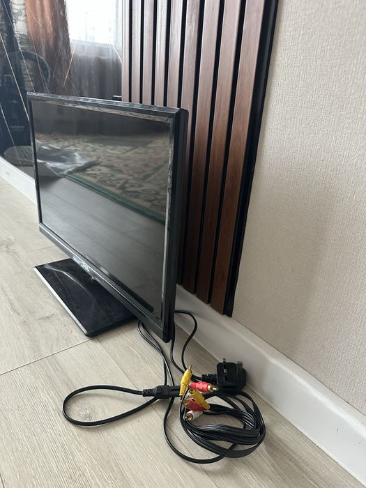 телевизор TCL 24