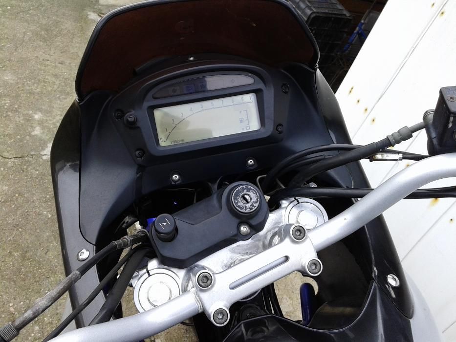 СУЗУКИ ХФ 650 ФРИЙУИНД само на части suzuki xf 650 freewind