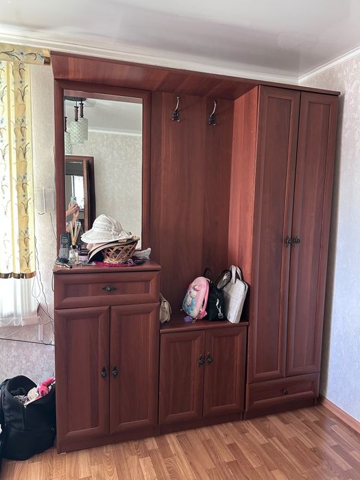 Продается   прихожая