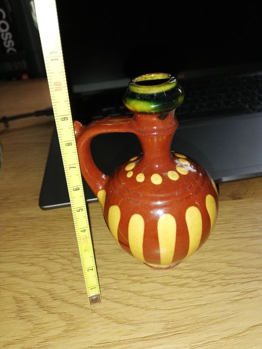 Малка керамична стомна