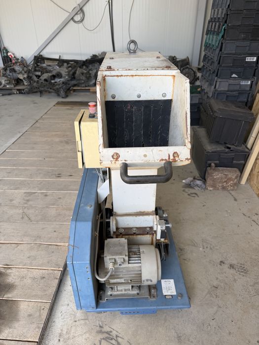 Tocatoare mase plastice Tria 20-22/BL-T