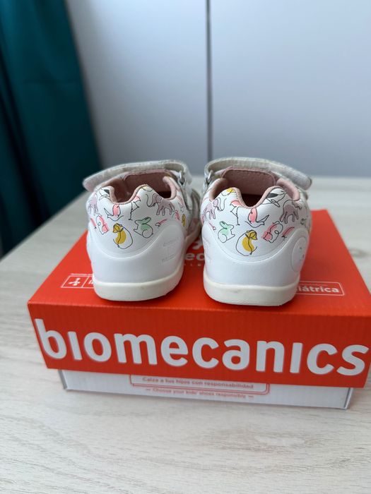 Sandale Biomecanics