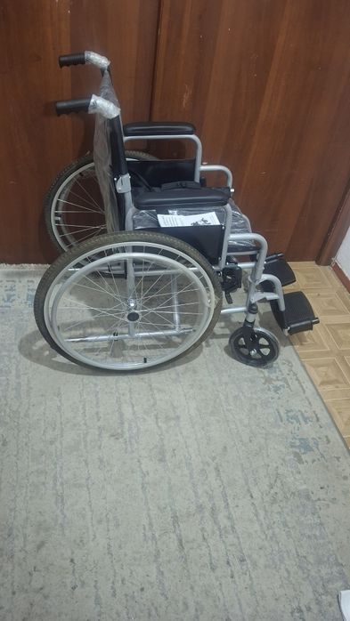 Инвалидная коляска
