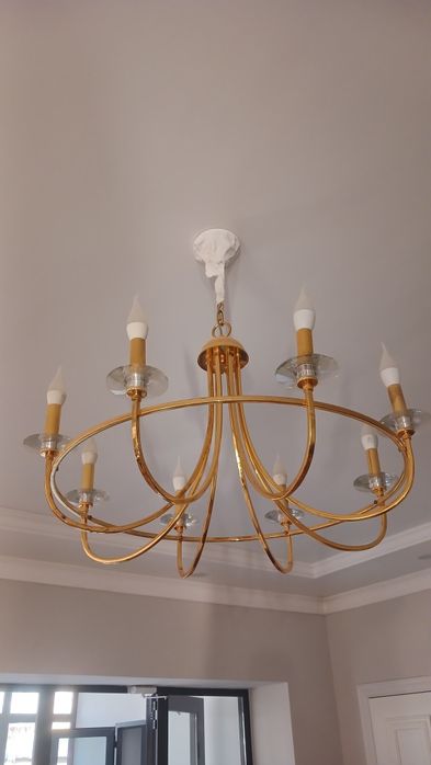 Продается Люстра за 15000