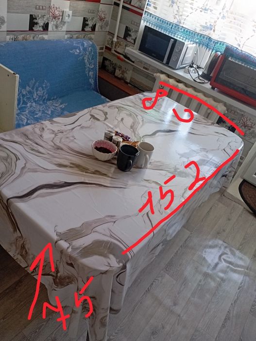 Кухонный стол деревянный