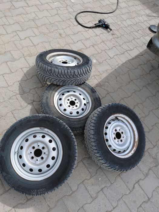 Шина R13 175/70R13
