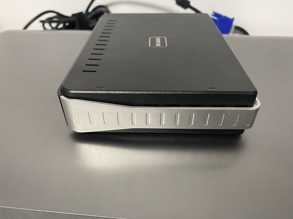 D-Link DIR-100 Wired Router