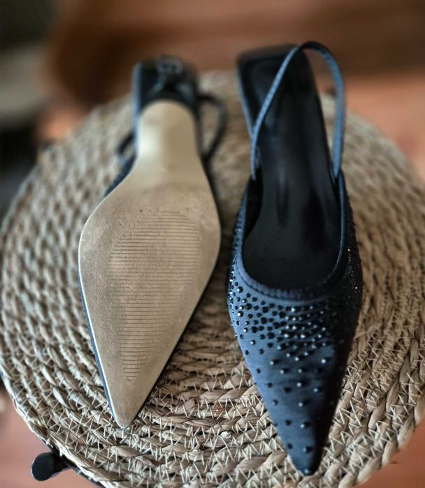 Елегантна дамска обувка