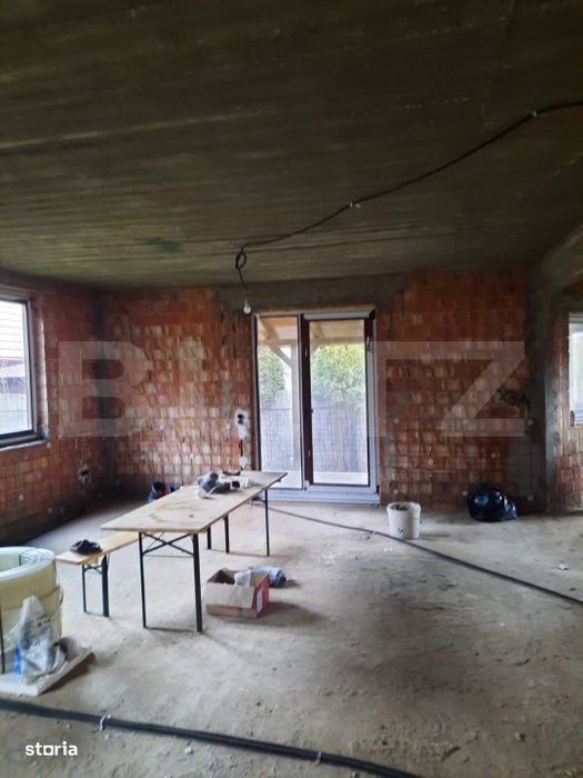 Casa la rosu de vanzare 242mp construiti, 500 mp teren – Paulesti