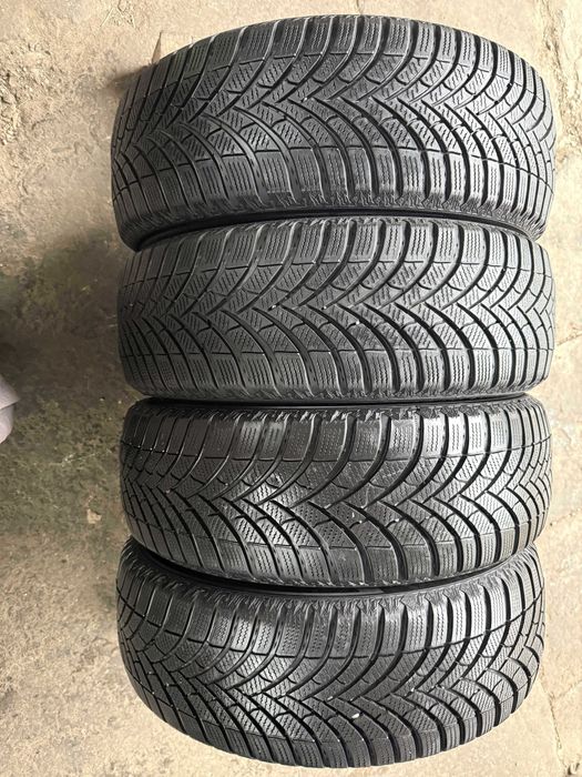 4x Anvelope Iarna 205/60 R16 - Semperit Speed Grip 5