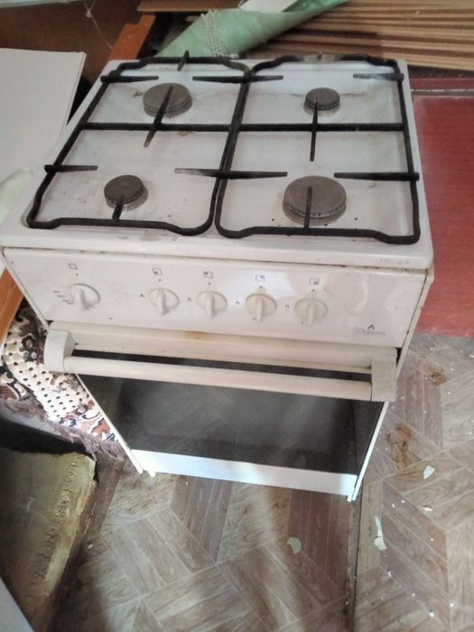 Диван б/у, газплита