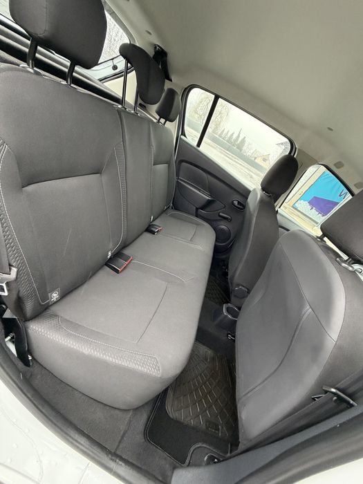 Dacia Sandero “ Benzina “ 20.000km reali “ Fara Ac