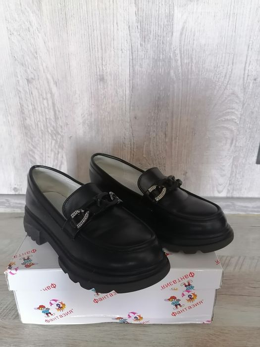 Обувь на девочку