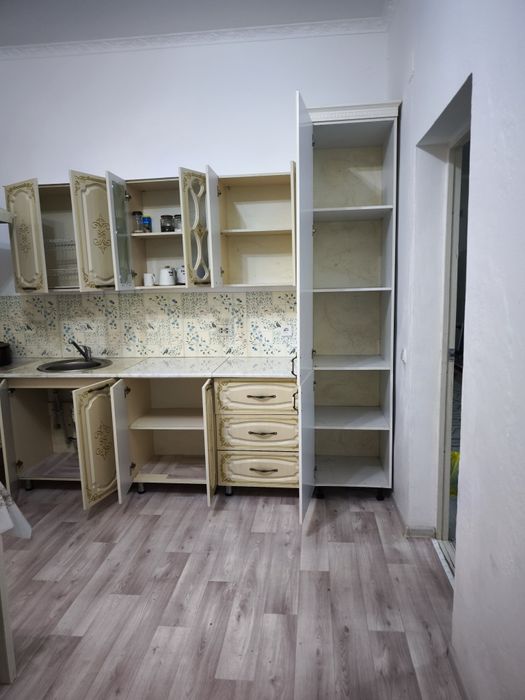 Ас үй гарнитуры сатылады (Күтіп ұсталған)