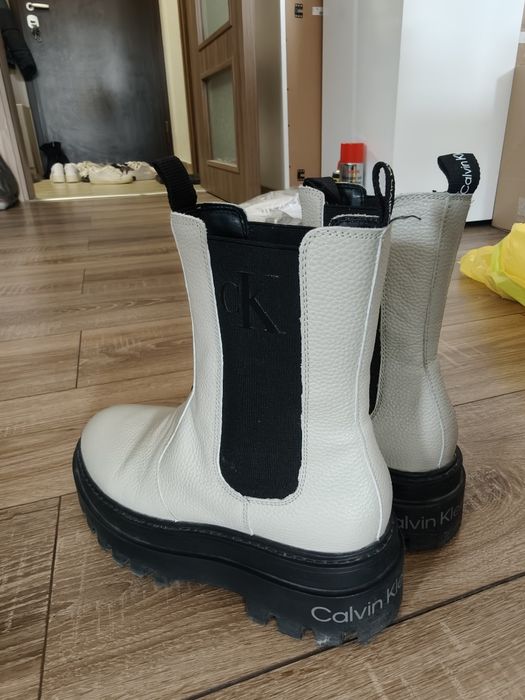 Оригинални Calvin Klein Jeans боти – Chelsea 37