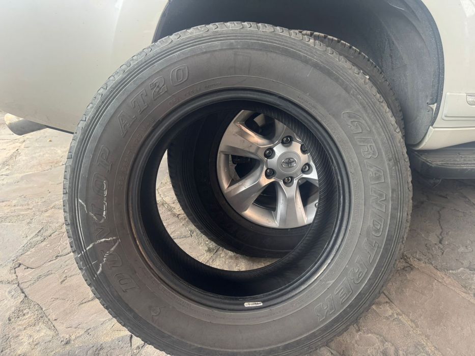 Летние колеса DUNLOP. Размер 265/65 R17