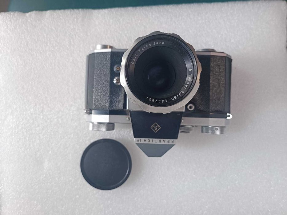 aparat foto colectie PRAKTICA IV cu tessar 50 2.8