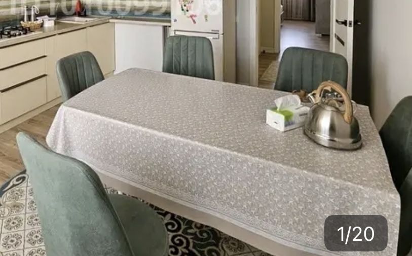 Продам стол и 6 стульев