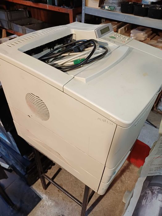 Imprimantă HP LaserJet 4050T