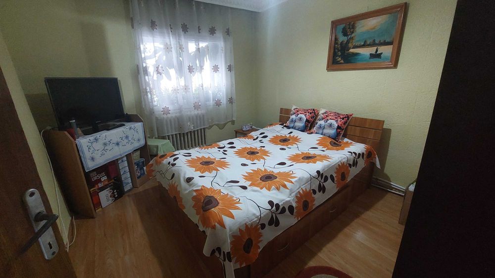 Apartament decomandat cu 4 camere Dacia, Iași - Persoană fizică