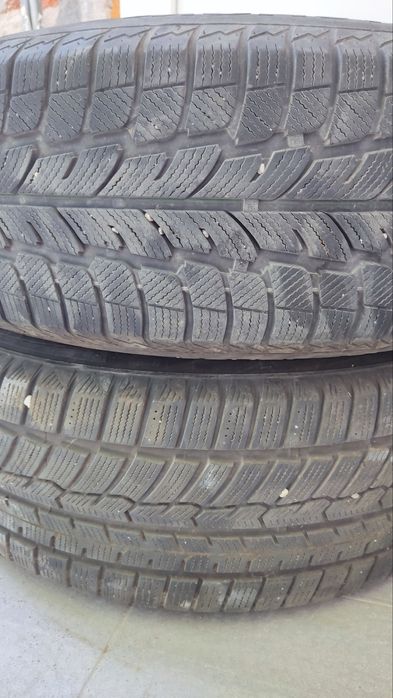 Зимни гуми с джанти 16ки и датчици за налягане за Нисан