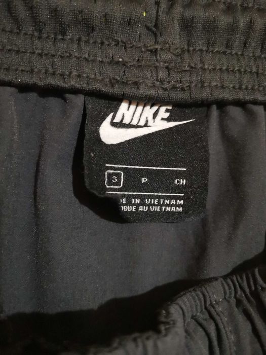 Nike Sportswear Cargo Trousers.