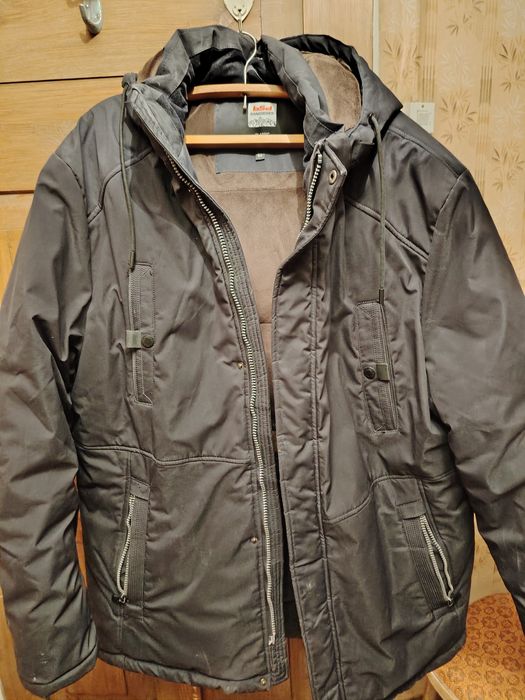 Продам мужскую куртку