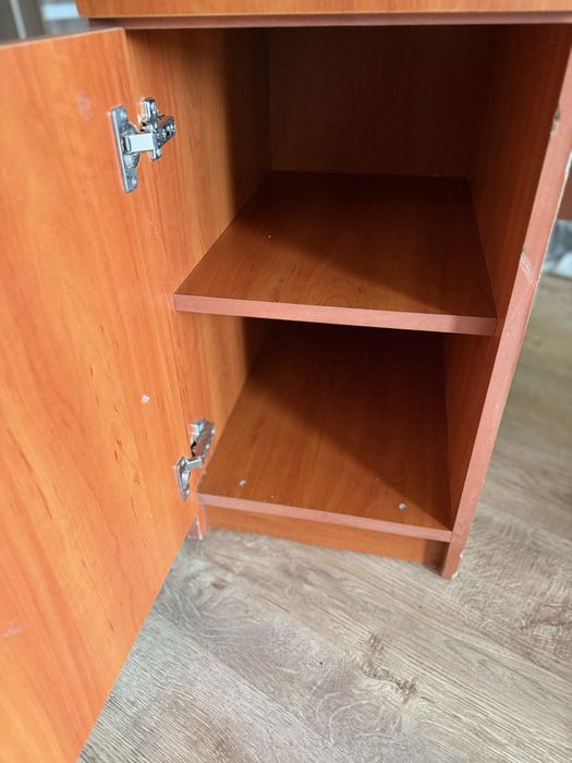 Бюро за компютър 60 х 125 см