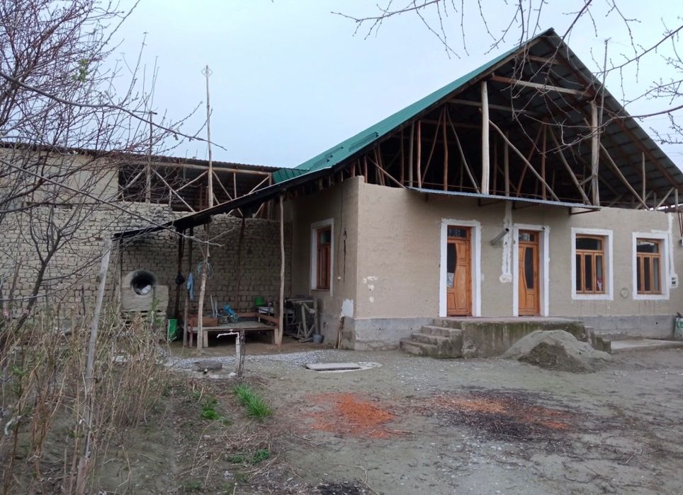 Ховли уй сотилади Водил