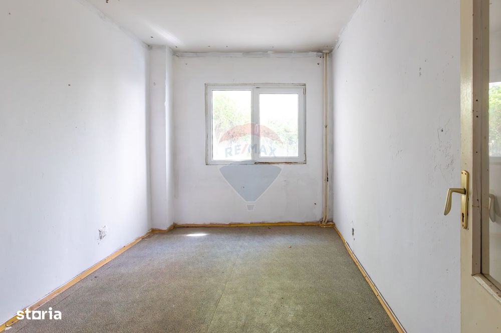 Apartament 3 camere decomandate – Strada Orizontului , zona Letea
