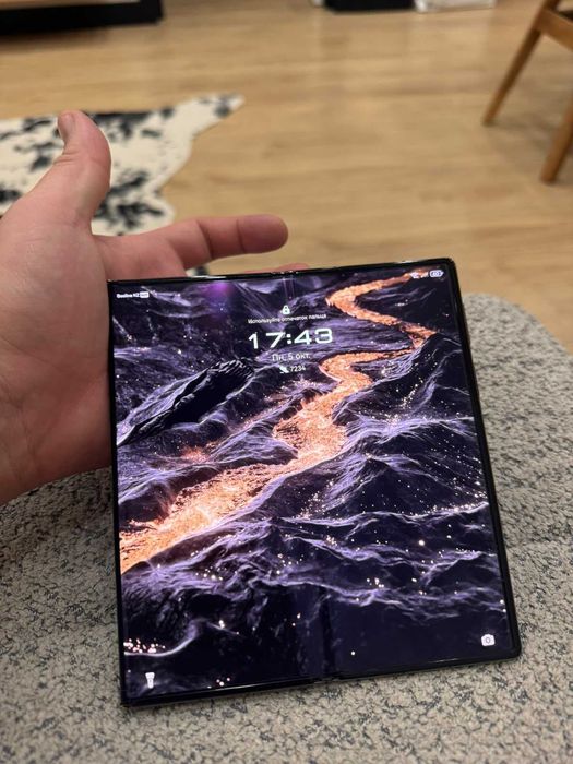 Huawei Mate XT Ultimate Design — 1 ТБ