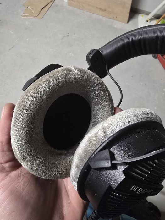 Слушалки Beyerdynamic DT990 Pro 250 Ohm
