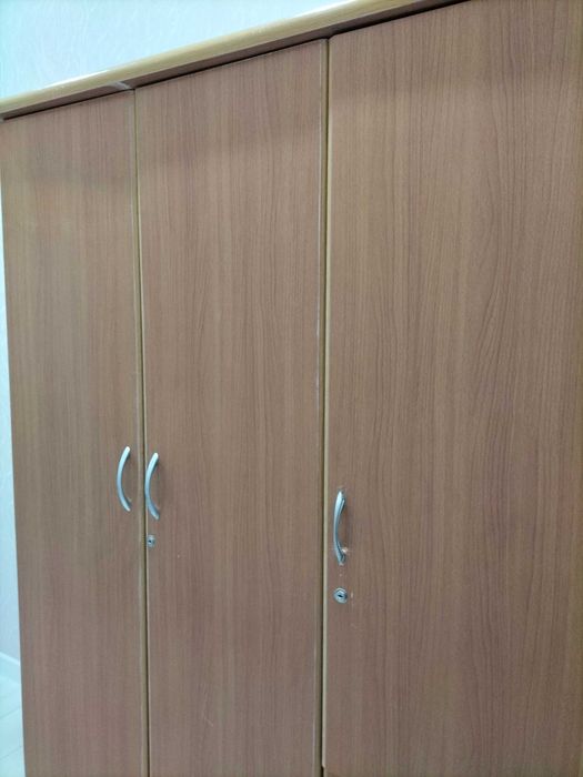 Шифонер и прихожая