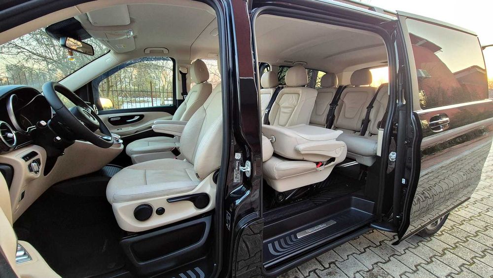 Mercedes Benz V Class 250 BlueTec Model Extra Lung Vito