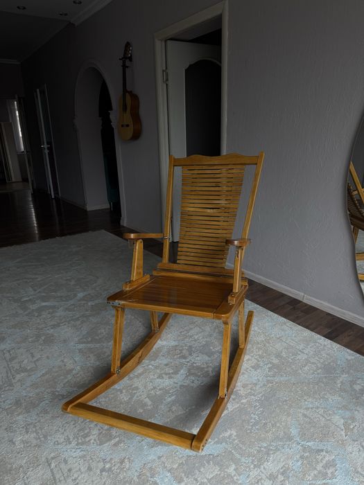 Продаю кресло качалку