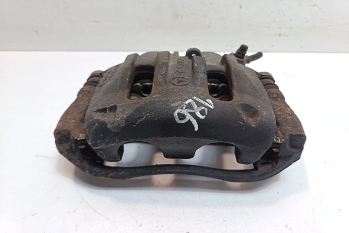 Etrier fata dreapta Mercedes-Benz Vito W639