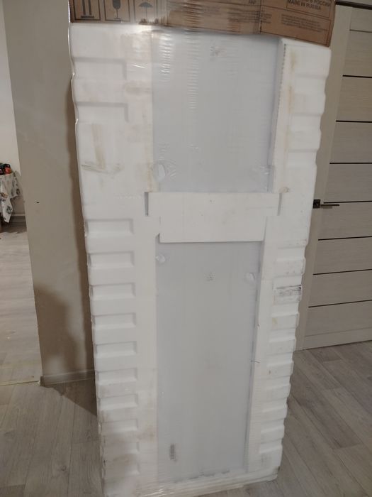 Холодильник Indesit