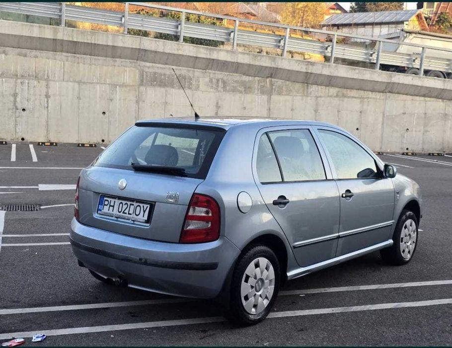 Vând Skoda Fabia