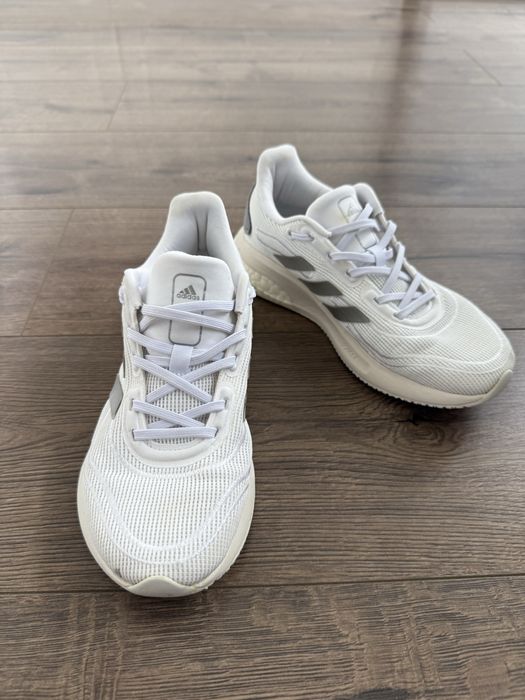 Маратонки Adidas Supernova J 36номер